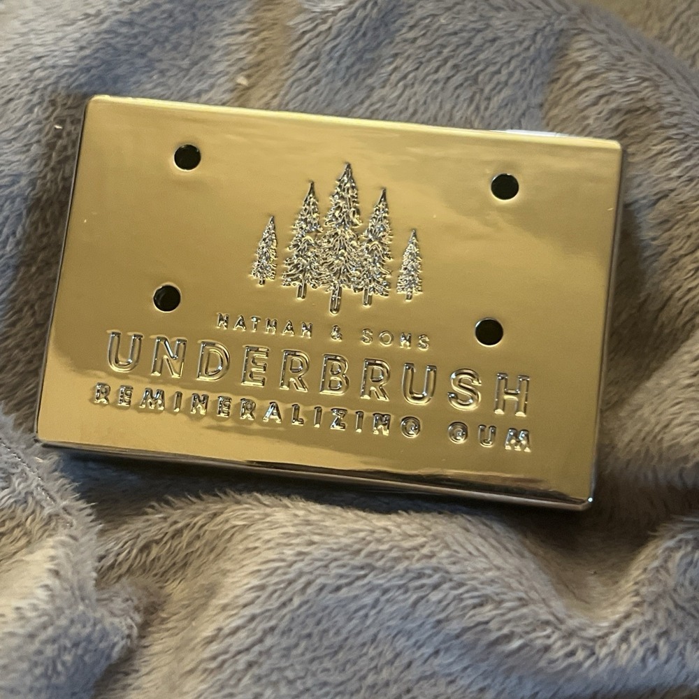 Nathan & Sons Underbrush Remineralizing Chewing Gum Metal Holder Case